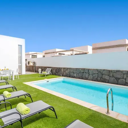 Yucca Mar By Villa Playa Blanca (Lanzarote)